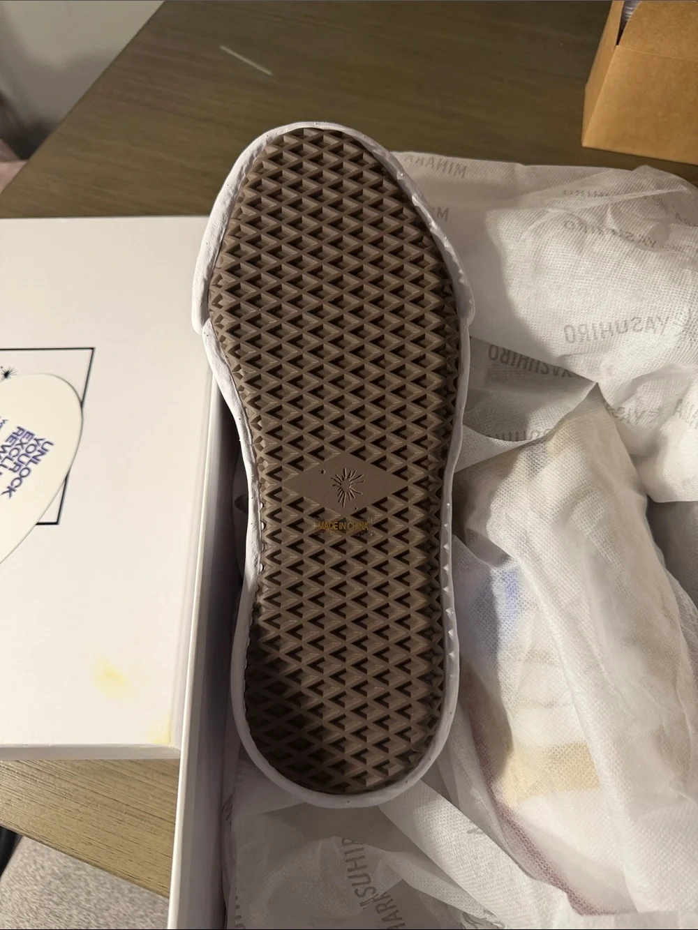 Maison MIHARA YASUHIRO Peterson Low OG Sole Canvas White Sneakers (Brown)